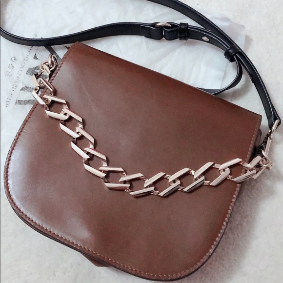 [ZARA] LEATHER CROSSBODY BAG WITH CHAIN - Picture 2 of 7